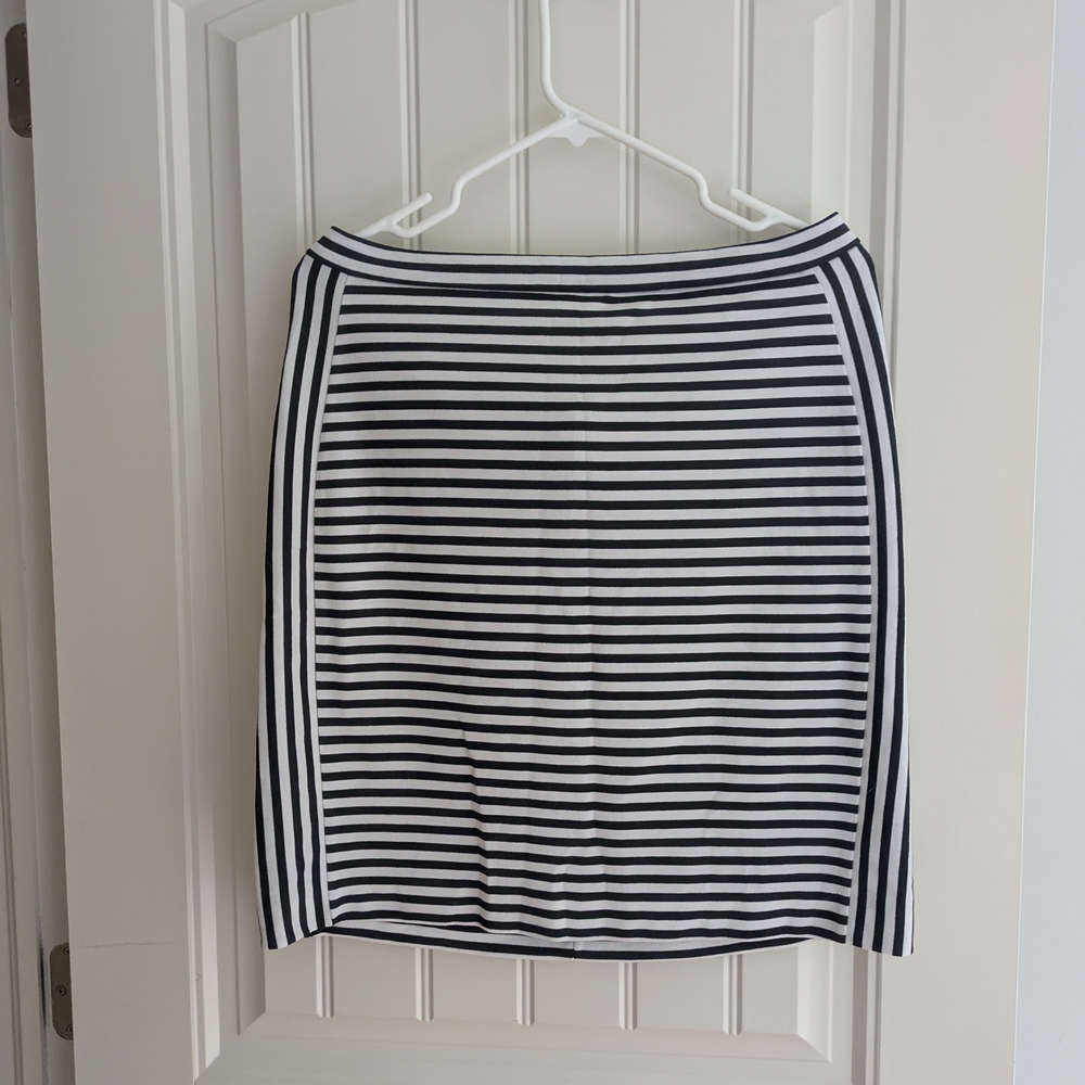 Banana Republic Black and White Striped Skirt